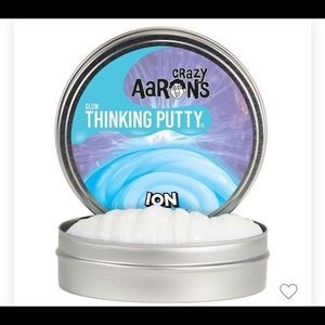 2 containers of Crazy Aaron’s thinking Putty.